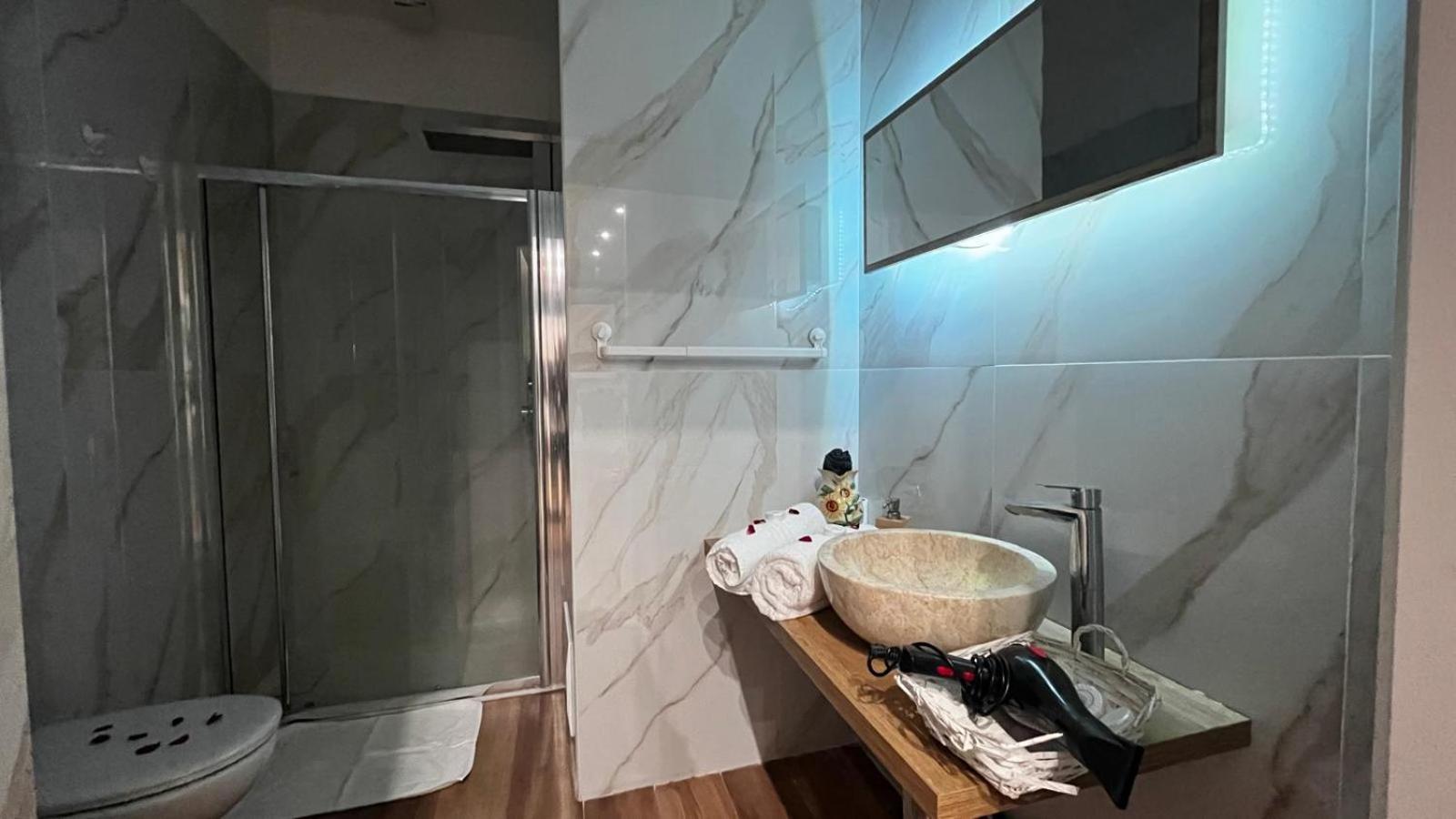Vespucci Suite Napoli Esterno foto